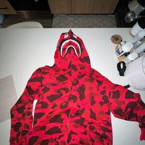 Brand New  Bape Camo Shark hoodie Ful Zip Never Worn